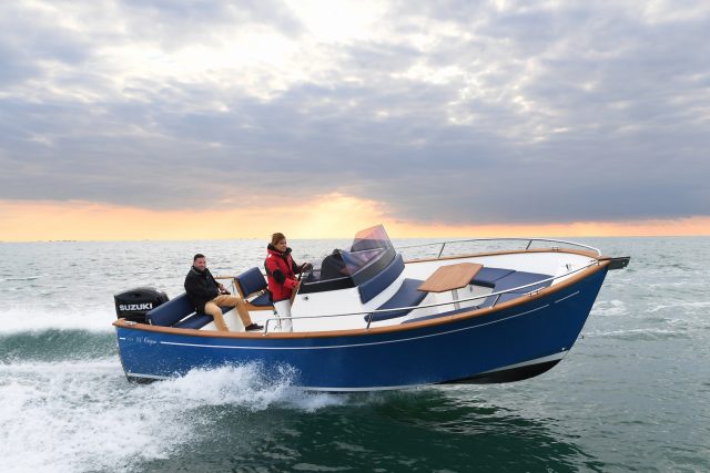 RhÉa 23 Origine édition Limitée 23 Exemplaires Bateau Neuf Fil Marine Bretagne